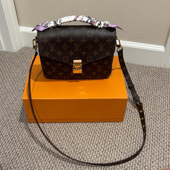 Louis Vuitton Monogram Pochette Mettis with Louis Vuitton Scarf Wrap - Picture 1 of 5